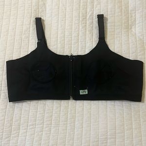 Motif hands-free pumping bra adjustable XS-L